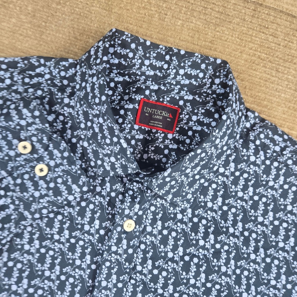 UNTUCKit Mens Large Navy Blue Floral Romet Regular Fit Cotton Button Down Shirt